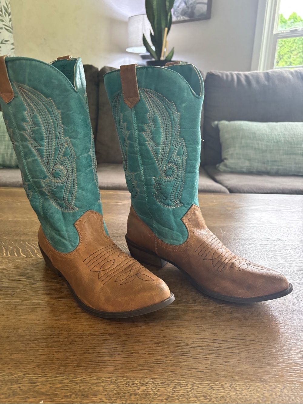 Coconuts by Matisse Gaucho Turquoise Western Cowboy Boots Size 8